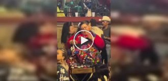 A Saleswoman Increased Sales with an Unusual Strike and "attractive" technology