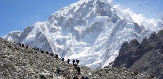 На Эвересте раскрыли схему с «ложными спасениями» альпинистов на миллионы долларов