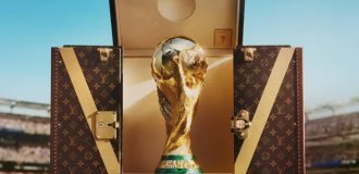 Кубок с доставкой класса люкс: Louis Vuitton превращает вручение наград в светский раут (4 фото)