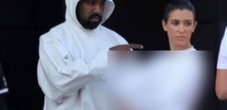 Another strange outfit of Kanye West's wife Bianca Censorri (5 photos)