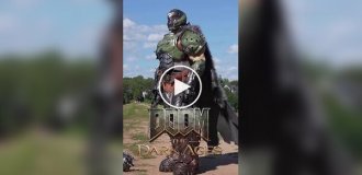 Девушка сделала броню главного героя игры DOOM