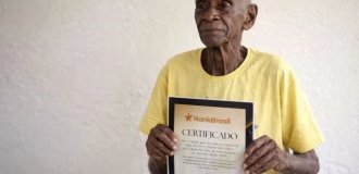 Мужчина, который много курит и ежедневно пьёт кофе, дожил до 118 лет