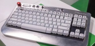 What a mechanical keyboard for writers looks like (5 photos)