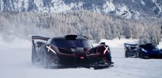 An "ice" test drive of three Bugatti Bolides was shown on video (1 photo + 1 video)