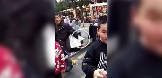 Трое детей нашли 1100 юаней и вернули их полиции