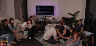 Стримерша превратила собственные роды в шоу (3 фото + 2 видео)