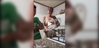 Странные видео (короткие видео). Выпуск 33