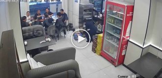 В китайском кафе во время ужина взорвалась газовая горелка