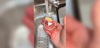 Пальцы рук человека, страдающего синдромом Рейно