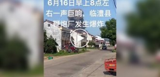 В Китае взлетела на воздух фабрика фейерверков