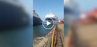 Финальный рейс морских гигантов: Корабли прибывают на утилизацию