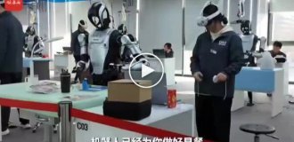 Школи роботів у Китаї