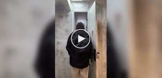 В Китае студент показал, какие бюджетные «комнаты» доступны для жилья