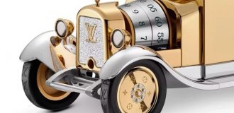 Часы в  форме автомобиля по  цене суперкара (6 фото)