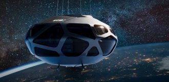 A company from Spain offers a hot air balloon flight into space for 200 thousand euros (3 photos + 1 video)