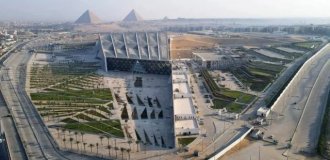 The Grand Egyptian Museum, which was built over 20 years, has opened in Giza (6 photos)