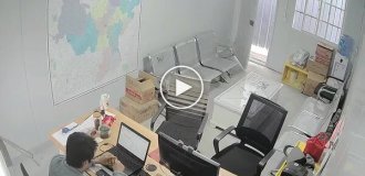 Пожалуйста, не курите в офисе!