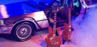 Компания Gibson воссоздала гитару из фильма "Назад в будущее" (9 фото + 1 видео)