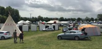 “Screams and moans get in the way”: in Britain they want to organize a major sex festival, but the locals are against it (3 photos)