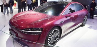Huawei introduced a competitor to the Audi A8 with a price starting from 75 thousand dollars (16 photos)