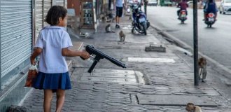 War with monkeys in the Thai city of Lopburi (2 photos)