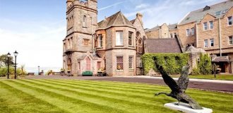 Palatial Retreats: 8 Royal Residences Turned Luxury Hotels (23 photos)