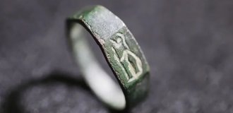 Підліток знайшов 1800-річний перстень із зображенням римської богині (3 фото)