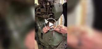 Швейна машинка із серйозними намірами