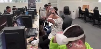 В японские супермаркеты внедряют роботов, которыми дистанционно управляют операторы с Филиппин