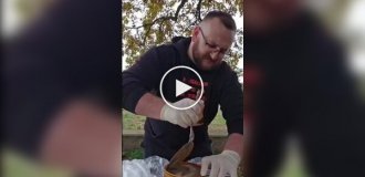 A blogger from Poland tries surströmming