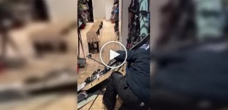 Alcohol and a ski locker room: a man lost his footing