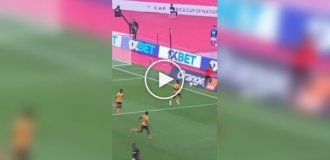 A football player nearly broke his neck while celebrating a goal