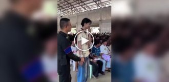 Красный или черный: как проходит призыв в армию Таиланда