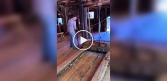 Машина времени: лесопилка XIX века, которая все еще работает на воде