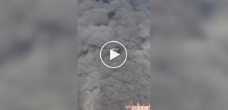 Тушение пожара в корейском логистическом центре