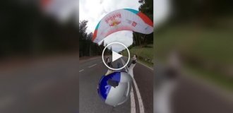 В Швейцарии парашютист показал от первого лица безумный полет через узкий туннель