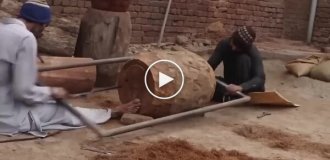 Как вручную изготавливают дхол