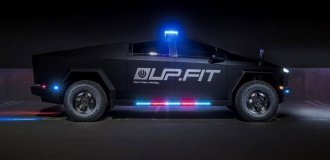 Первый в мире полицейский автомобиль Cybertruck получила Калифорния (2 фото)