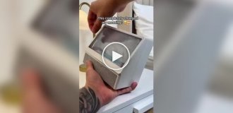 Уютный будильник с имитацией солнца над океаном