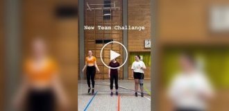 A new challenge - team jumping on ropes