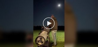 Як виглядають Місяць і Сатурн в аматорський телескоп