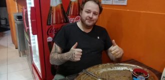 Участник конкурса по поеданию 10-килограммовой порции карри пойман на жульничестве (5 фото + 1 видео)