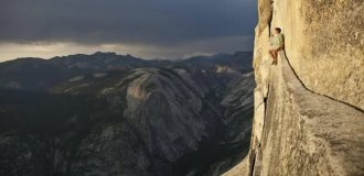 33 жутких фотографии с крыши мира