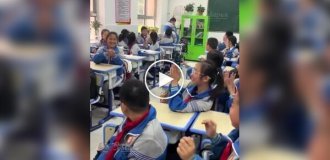 Хороший способ сблизить стеснительного ученика с остальным классом