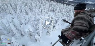 Норвежский блогер с топором прыгнул с 20-метровой высоты лицом в снег