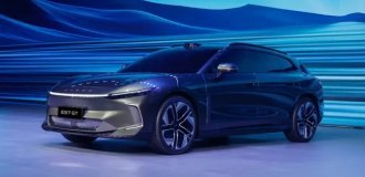 Марка Exeed показала сразу четыре новинки: среди них два универсала (14 фото)