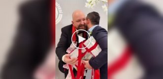 Наречений у Туреччині отримав на весілля високотехнологічний подарунок від друзів