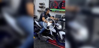 Залипательное видео с тестированием мощности спортивных мотоциклов