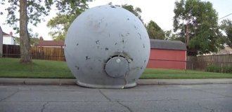 A mysterious dome fell from the sky in the US (3 photos + 1 video)