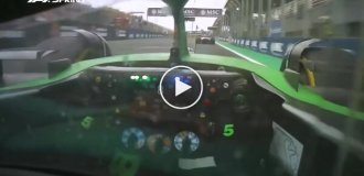 A Formula 1 accident from a first-person perspective